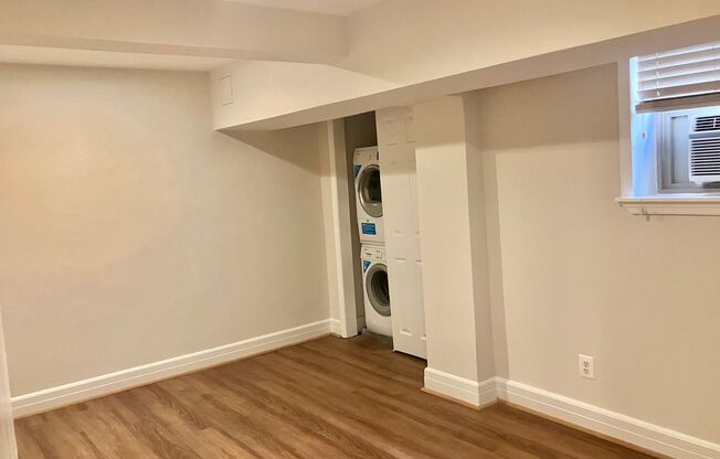 2 beds, 1 bath, 742 sqft, $2,500, Unit 114