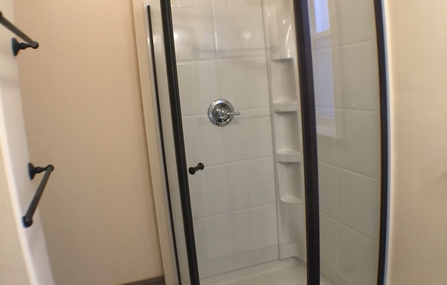3 Bedroom Pet Friendly in Bridgeport