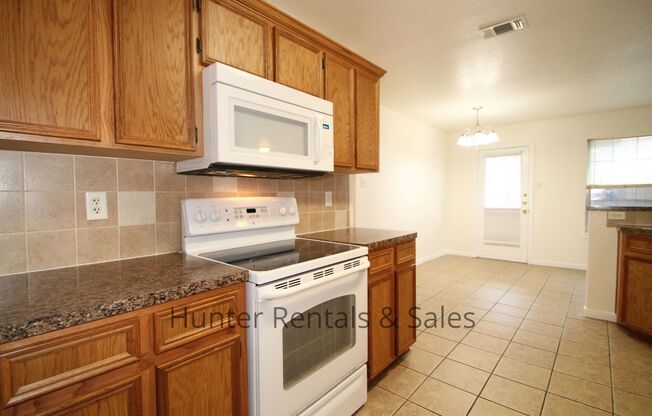 3 beds, 2 baths, $1,195