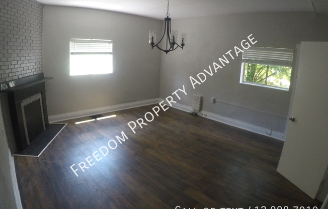 726 E 9 ST
