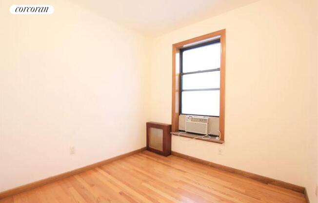 2 beds, 1 bath, $3,295, Unit 21A