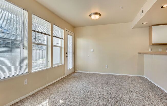 1 bed, 1 bath, 750 sqft, $1,495, Unit 660-201