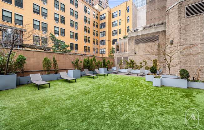 Studio, 1 bath, $4,100, Unit 4I