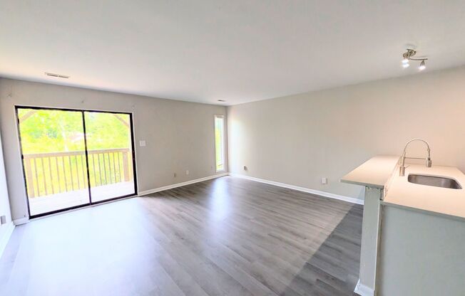 3065 Huntleigh  Drive