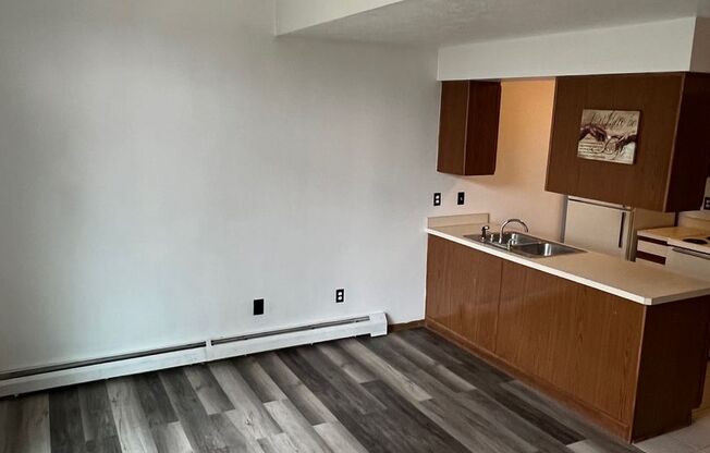 1 bed, 1.5 baths, 900 sqft, $850, Unit 5940 (4)