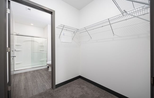 2 beds, 2 baths, 987 sqft, $1,775, Unit 708