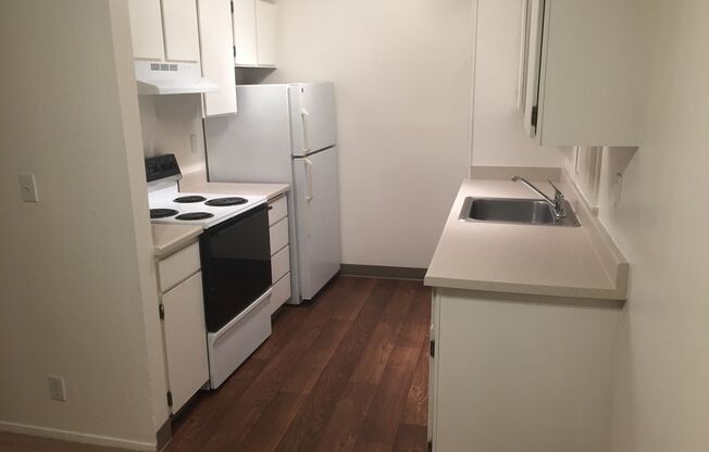 Woodlake Apartments
