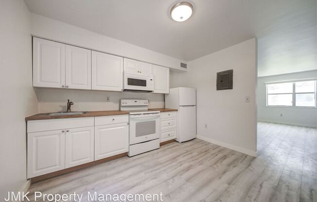 111 Biscayne Gardens, LLC