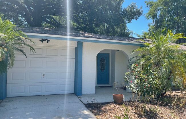 Charming 3 Bed / 2 Bath Home in Winter Springs – Move-In Ready!