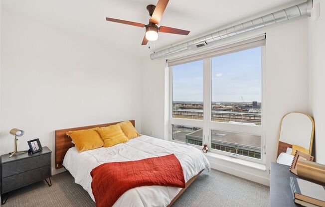 2 beds, 2 baths, 945 sqft, $1,925, Unit 606