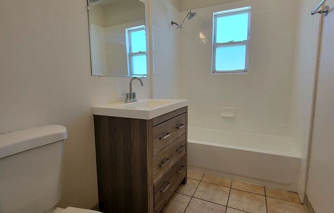 Studio, 1 bath, 550 sqft, $2,195