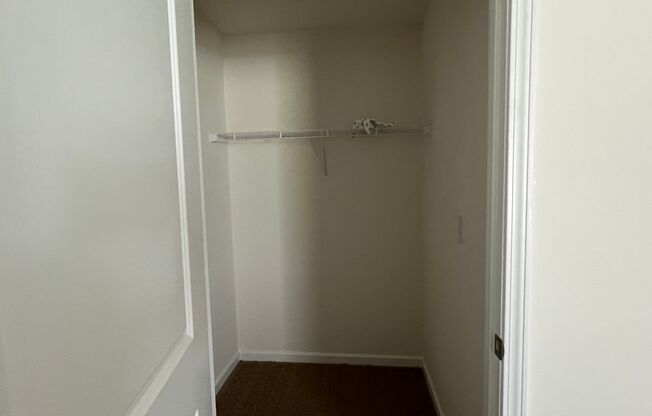 1 bed, 1 bath, $1,000, Unit Room 3