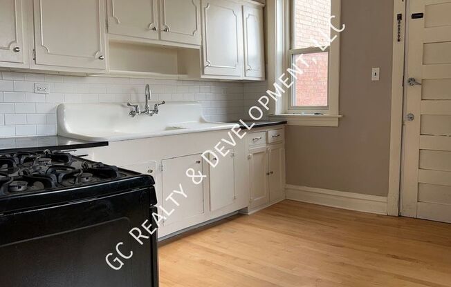 113 N MAIN ST