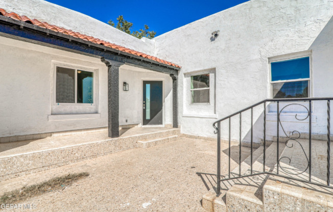 1040 HESS TERRACE