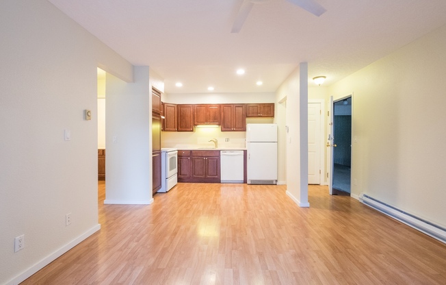 1 bed, 1 bath, $1,200