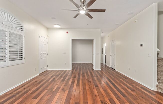 4 beds, 2.5 baths, $2,200, Unit #1171