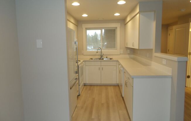 2 beds, 2.5 baths, 1,497 sqft, $2,395, Unit B3