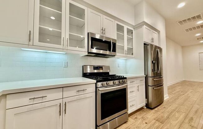 Modern 4BR West Hills Home for Rent | Gated Community + Private Patio