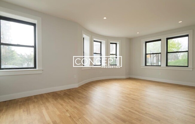 121 HIGHLAND AVE