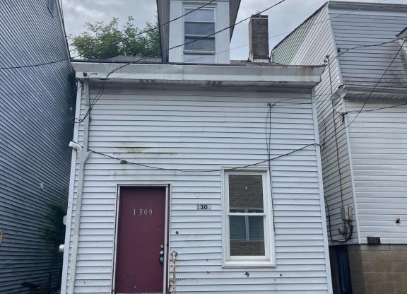 1309 LOWRIE ST