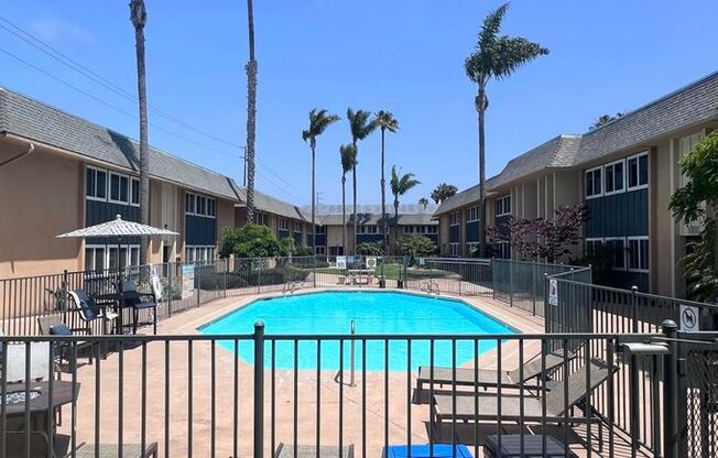 Pacific Breeze Apartments