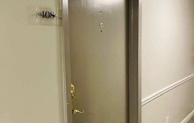 2 beds, 1.5 baths, $1,500, Unit #408
