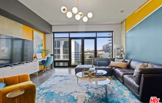 1 bed, 2 baths, 1,200 sqft, $3,495, Unit 716