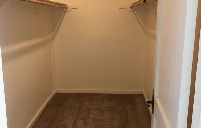 Studio, 1 bath, 475 sqft, $1,470