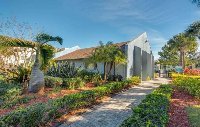 Belara Lakes Apartments in Tampa Florida photo of leasing office