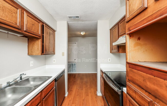 1 bed, 1 bath, 730 sqft, $845, Unit 1216