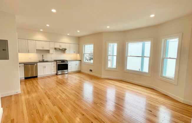 Recently Remodeled Stunning 2BD/1BA Marina Apartment! In Unit Laundry! PROGRESSIVE