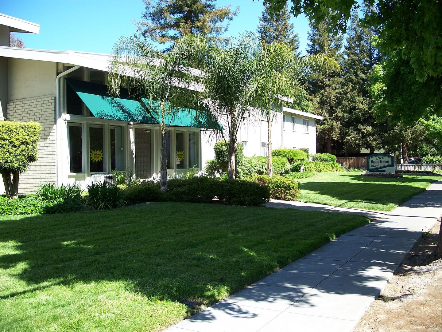 Union Manor Apartments