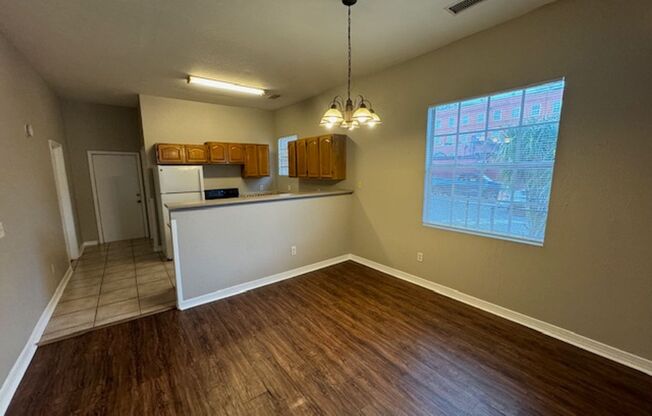 3 beds, 1 bath, $1,795