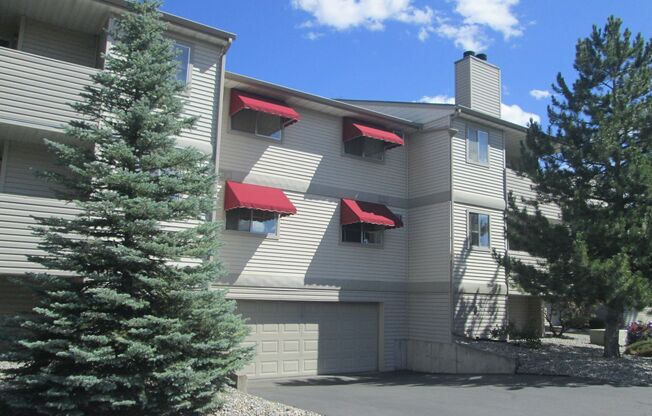 Country Homes Court Apts