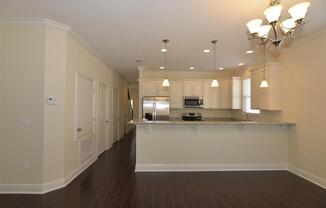 3 beds, 2.5 baths, 1,740 sqft, $3,100, Unit PINE2423