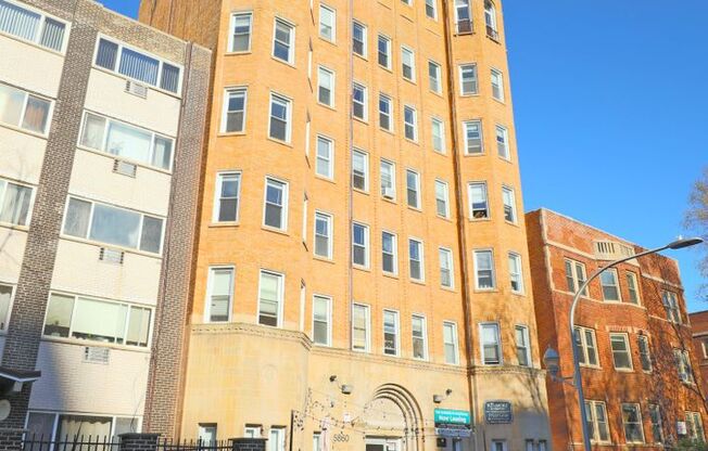 Studio, 1 bath, 278 sqft, $1,375, Unit 610