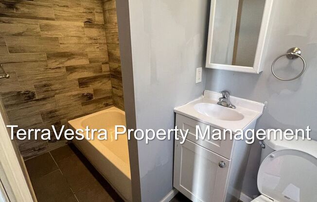 508 S 2nd St, Millville, NJ 08332