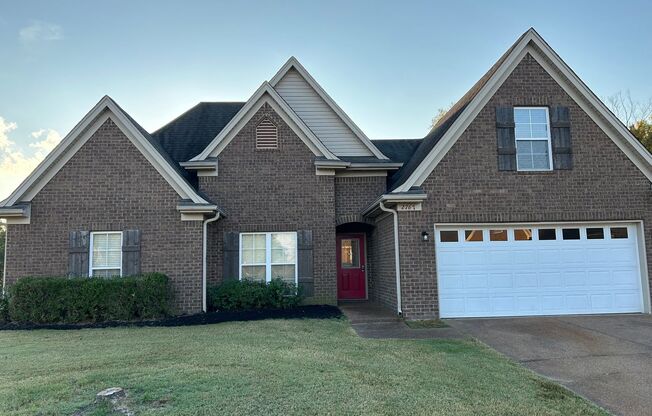 ****JUST REDUCED****2767 Cherry Tree Drive Southaven, MS