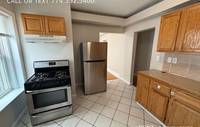 23 MILLBURY ST