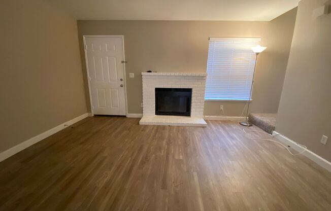 Updated 2 Bedroom Townhome