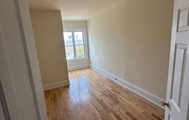 Center St. 30-32