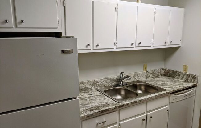 Greenbriar Condo for Rent!!!