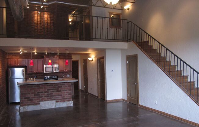 4 beds, 2 baths, 1,766 sqft, $2,275, Unit AW 118