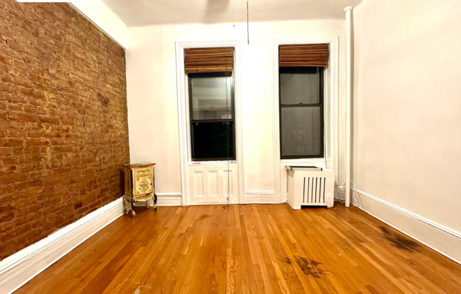 192 BLEECKER ST
