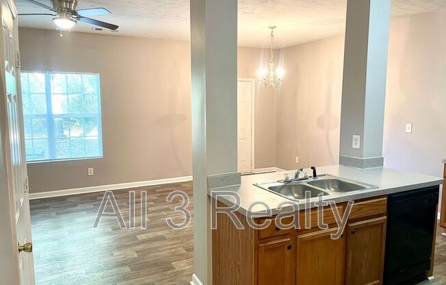 1550 EASTERN SUNRISE LN