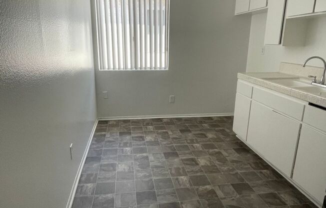 Studio, 1 bath, 500 sqft, $1,495