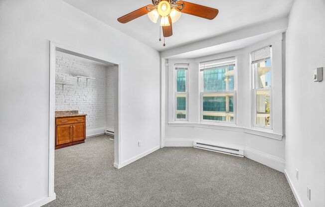 906 Howard Street (1149rc)