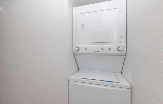 1 bed, 1 bath, 625 sqft, $1,249, Unit 207