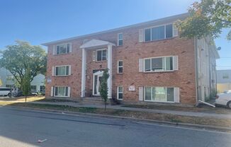 Aldrich Apartments | Near I-94 & Theodore Wirth