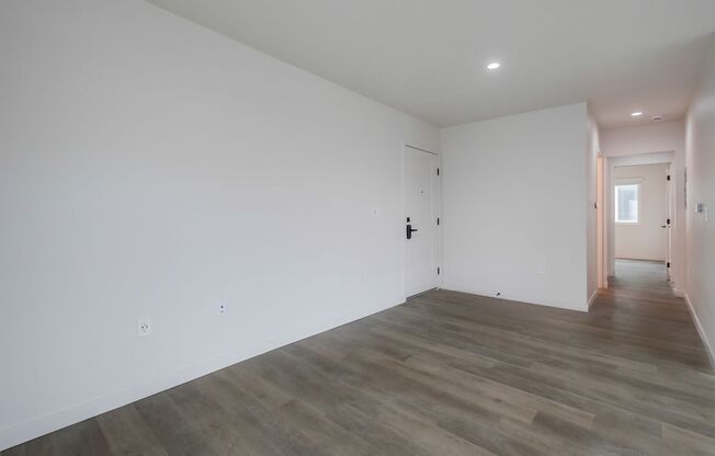 2 beds, 2 baths, 775 sqft, $2,995, Unit 4840-18
